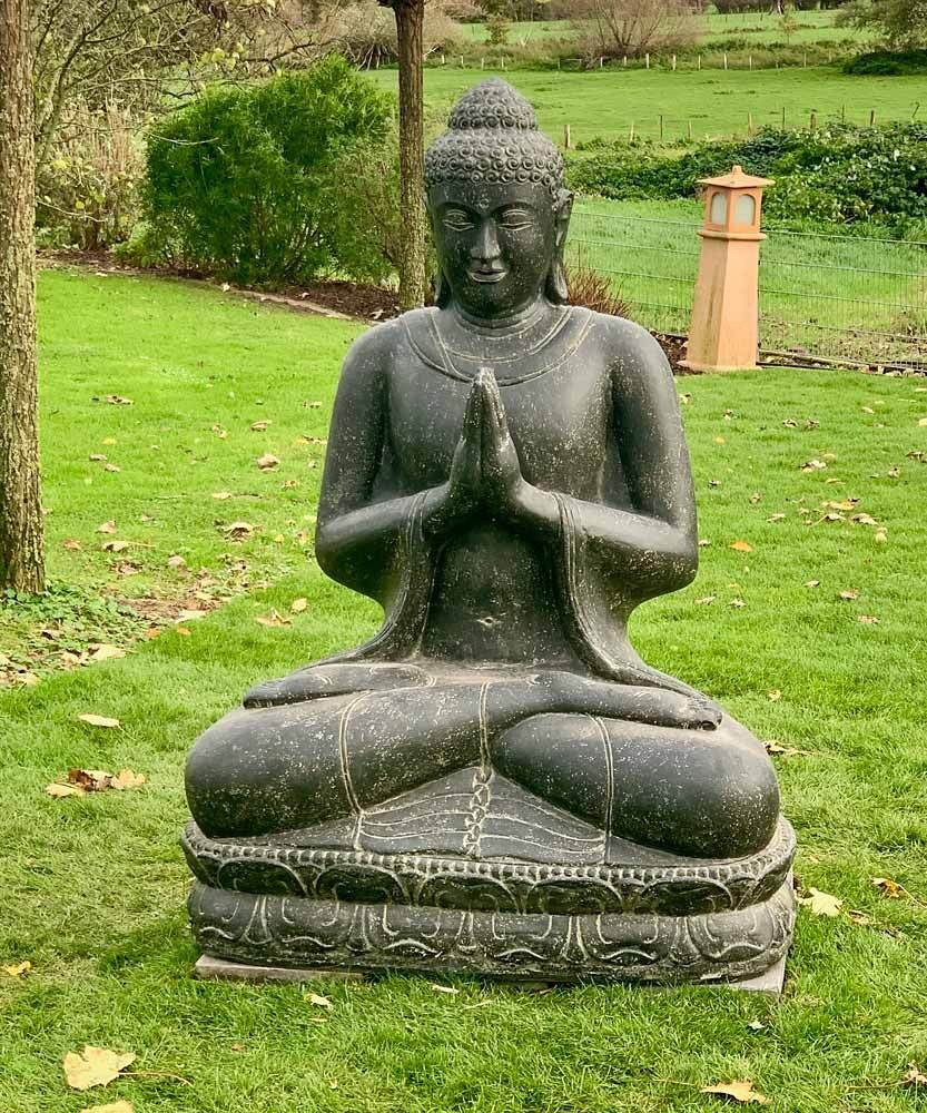 Buddha Figur XXL 125 cm Groß Guss-Stein Frostsicher Sitzend Gruß Garten Statue